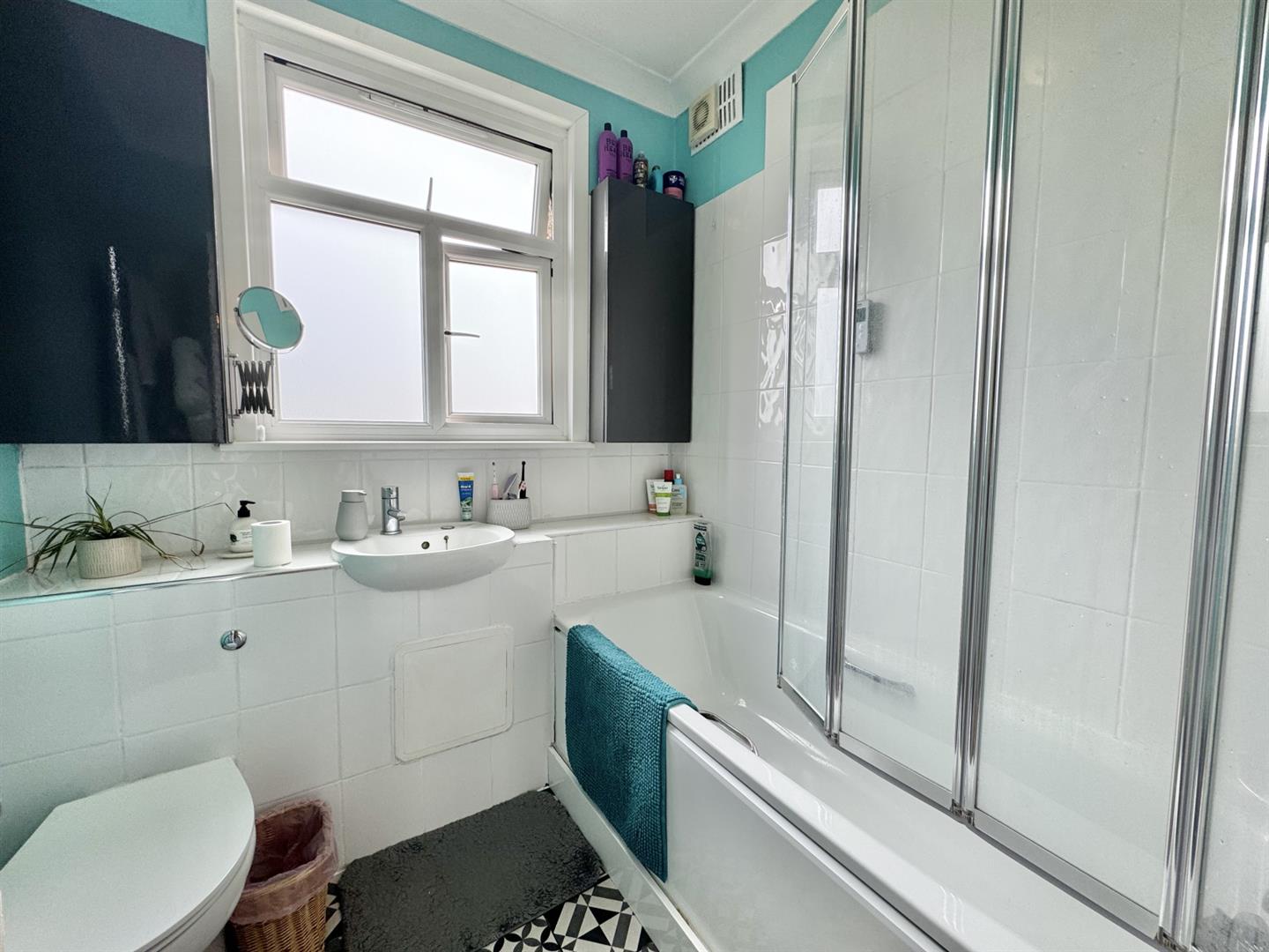 Green Lanes, Winchmore Hill